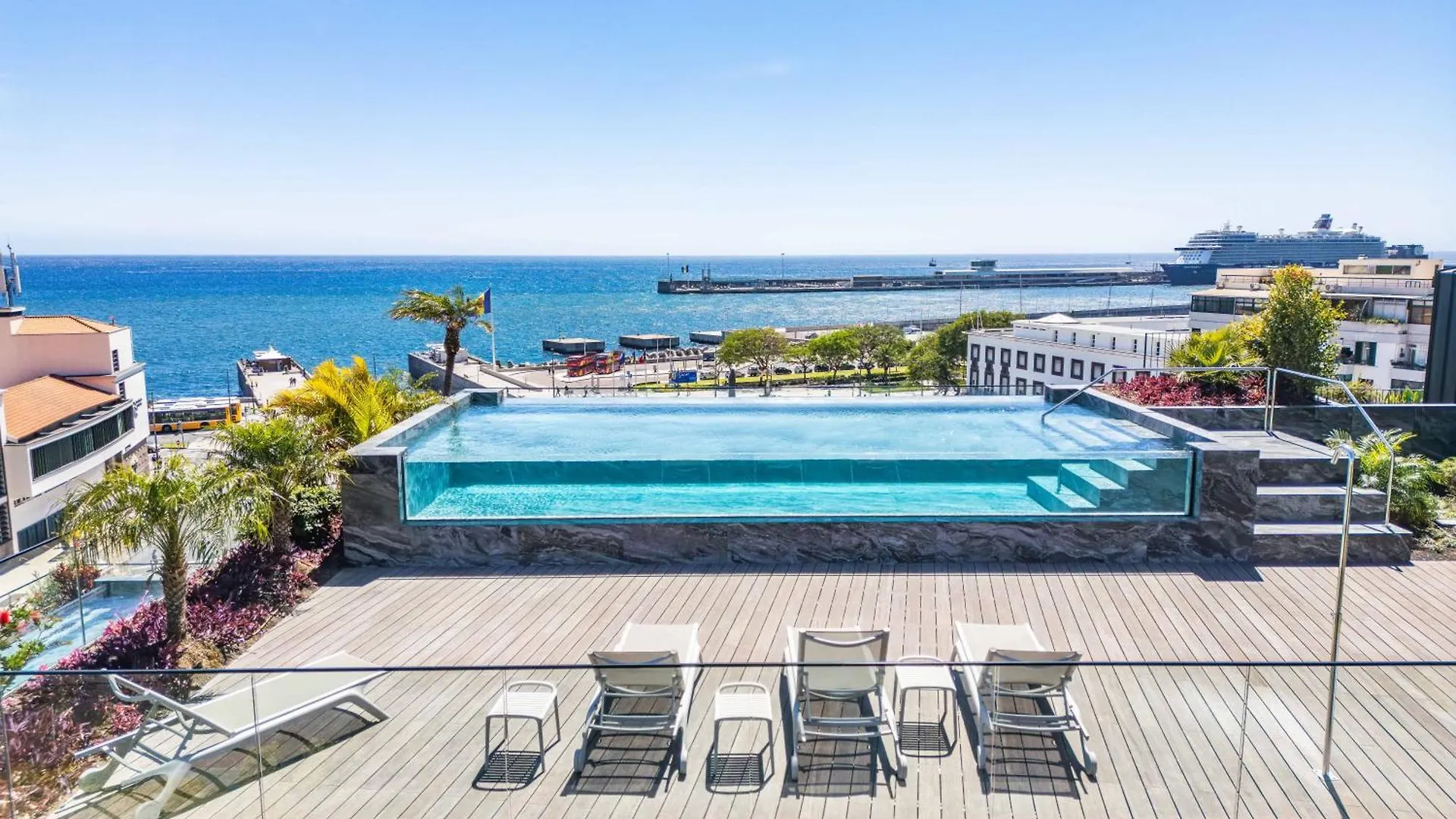 Appartamento Infinity Pool & Private Garden Oasis At Savoy Insular Funchal